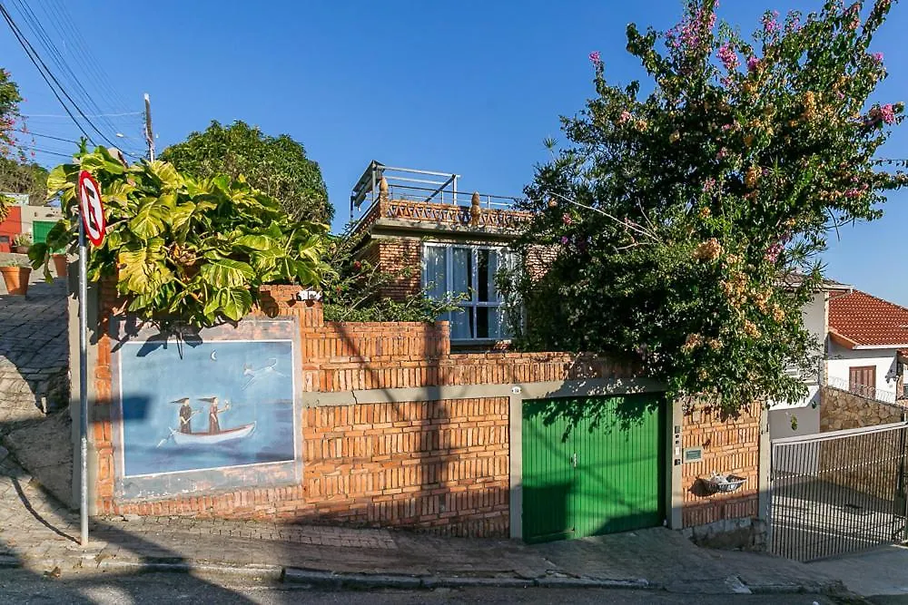 Abaporu Art Hostel Florianopolis Brazil